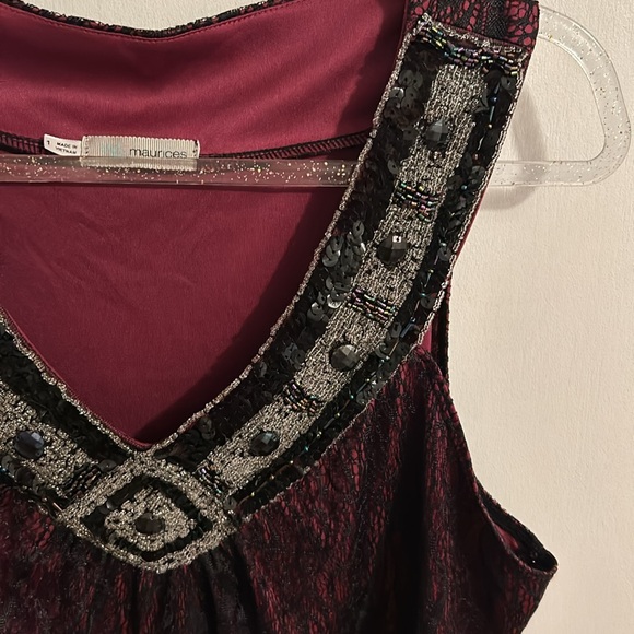 Maurices Lace/ Beaded Tank Size 1 - Picture 2 of 6